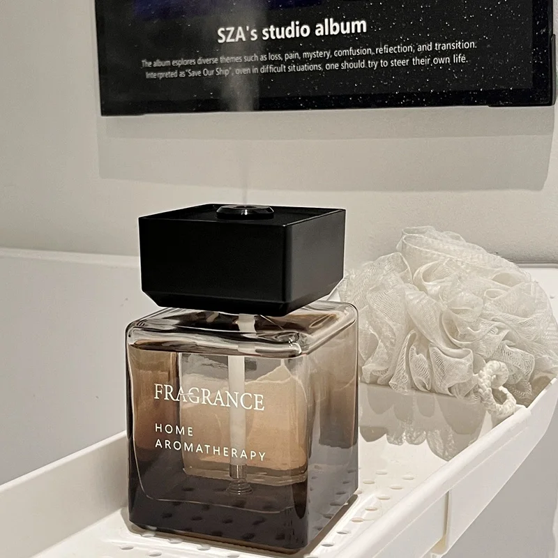 Home Fragrance Spray Hotel-gra - Home & Bathroom Building Products Pte Ltd Photos recension och pris