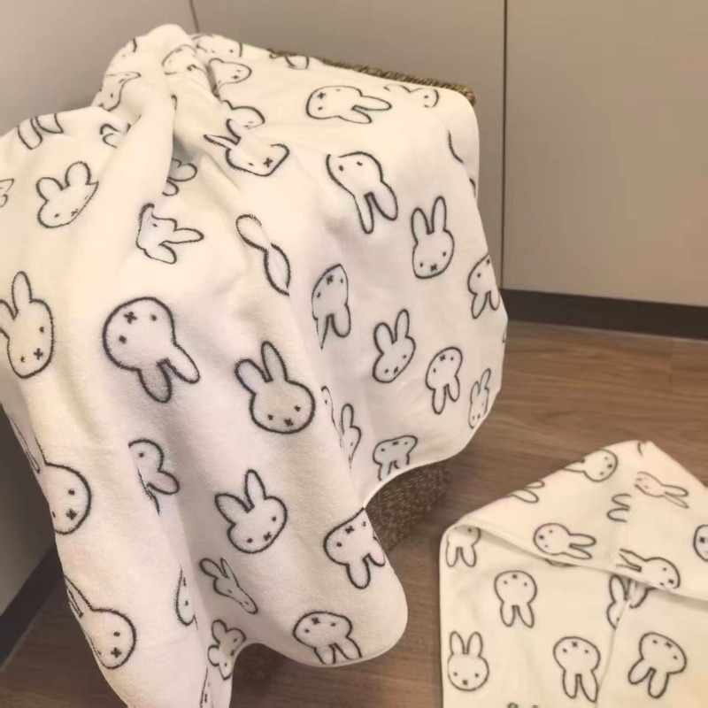 Simple Miffy Rabbit Sweet and  - Home Edit Bathroom recension och pris